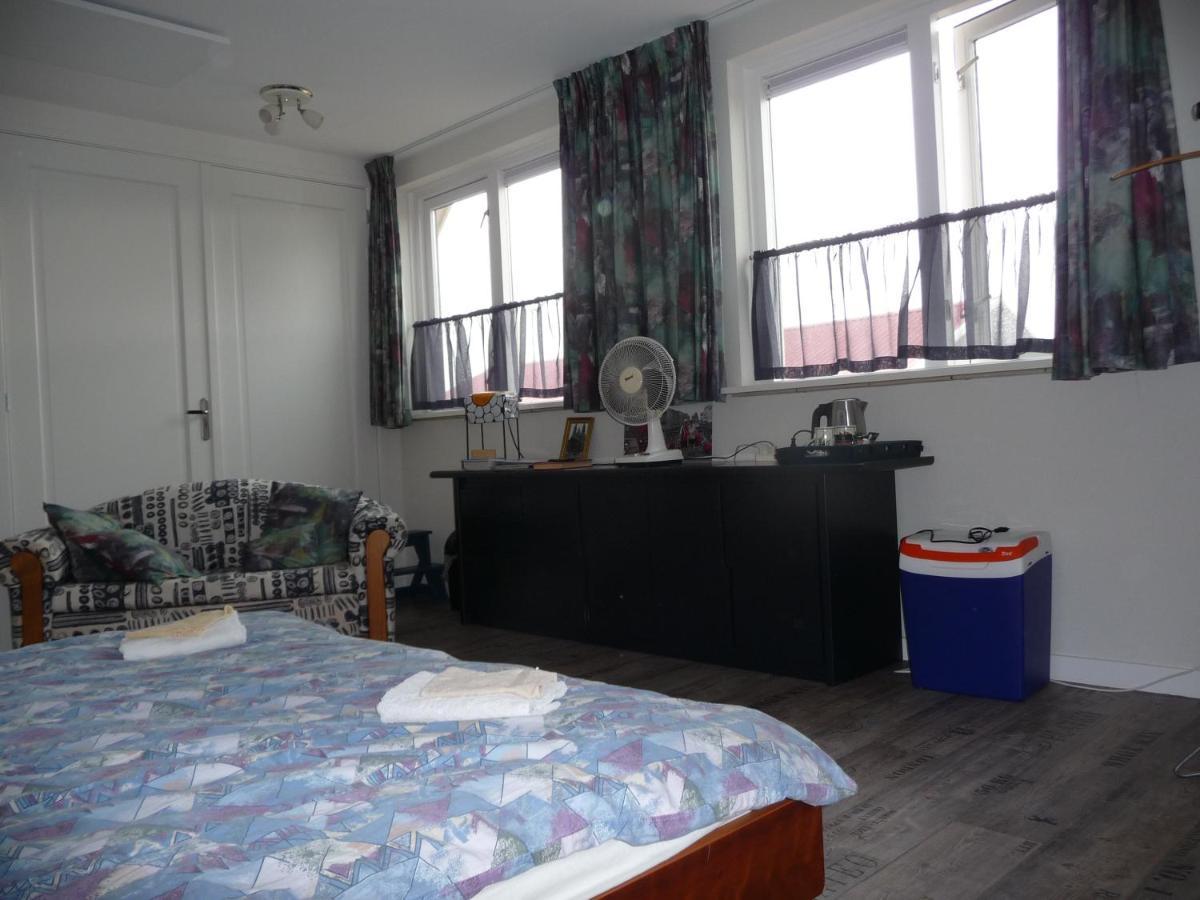 B&B “Te Warskip Bij Blokvis” Medemblik Esterno foto