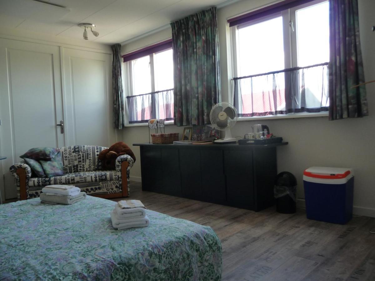B&B “Te Warskip Bij Blokvis” Medemblik Esterno foto