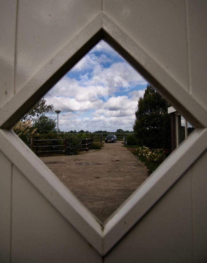 B&B “Te Warskip Bij Blokvis” Medemblik Esterno foto